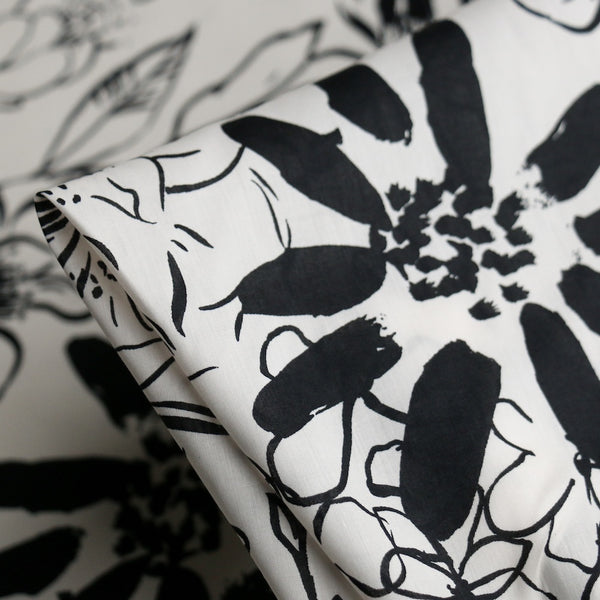 Studio Florals Natural - Liberty of London