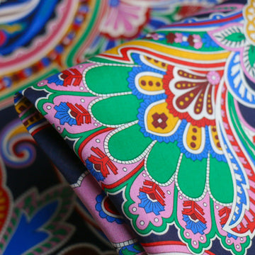 Paisley Fanfare - Liberty Tana Lawn™