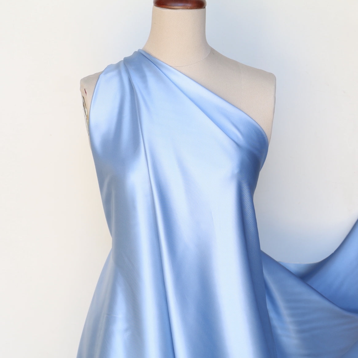 Remnant of Lin Rosa Sky Blue - Fancy Lining