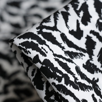 Nowhere Cat Black Technical Polyester