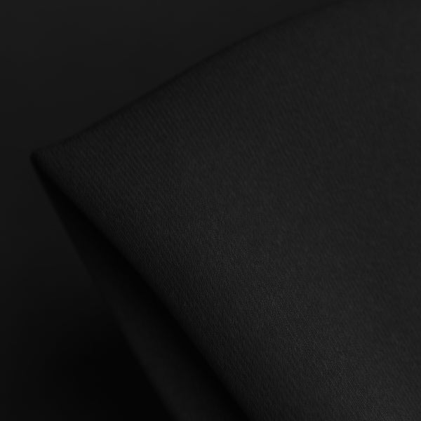 Claudia Black w/- Mechanical Stretch