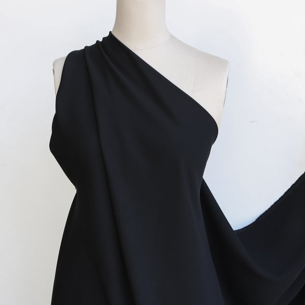 Claudia Black w/- Mechanical Stretch