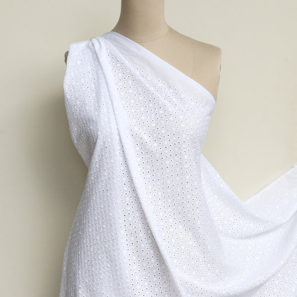 Loire White - Broderie Anglaise