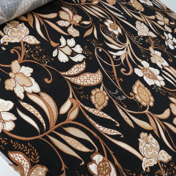 Tuscany Adventure Nero Printed Linen