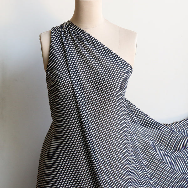 Pois Nero Silk Georgette