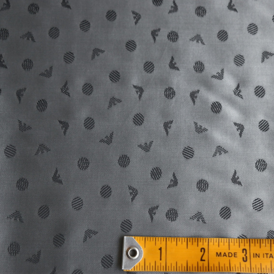 Embossed Black - Fancy Lining