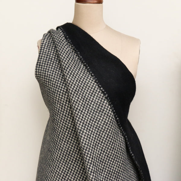 Silvana Nero Houndstooth Coating