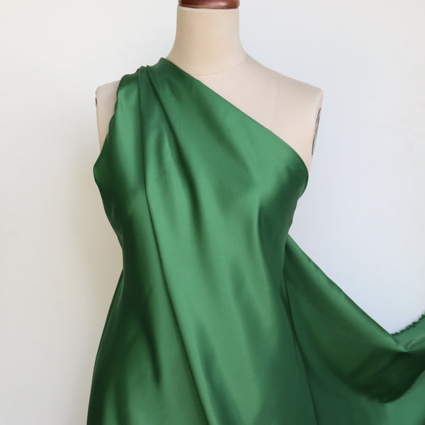 Nuovo Emerald Lining