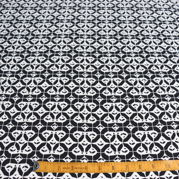 Trulli Nero Silk CDC