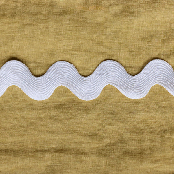 Giant Ric Rac Trim - Ivory - 38mm