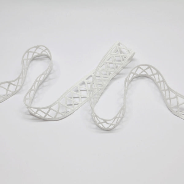 Insertion Guipure Diamond Trim - White - 20mm