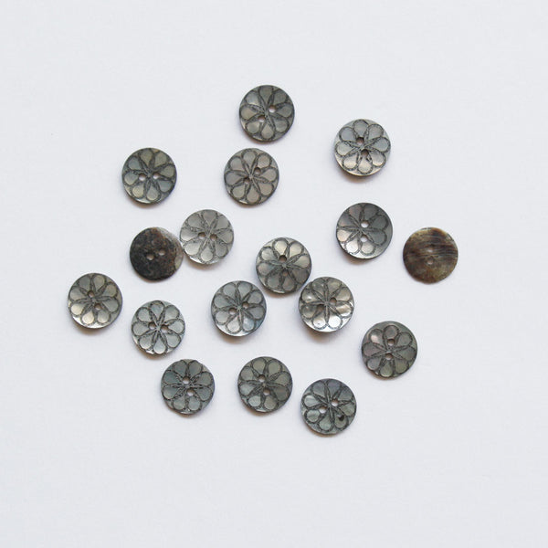 Shell/Laser-cut Flower - Smoke Grey - 13mm