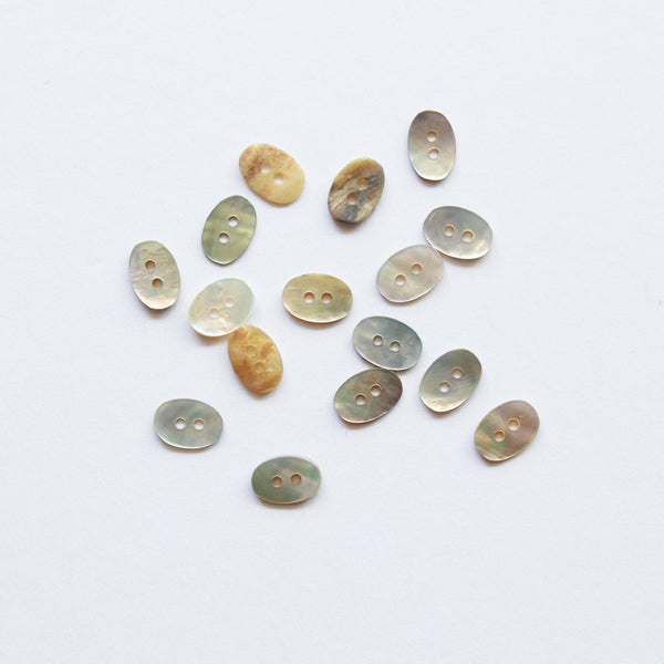 Oval Shell Button - Natural - 13mm
