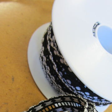 Corynthe Trim - Black/White