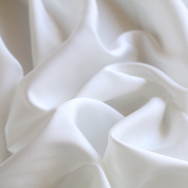 Perla Ivory Stretch Lining