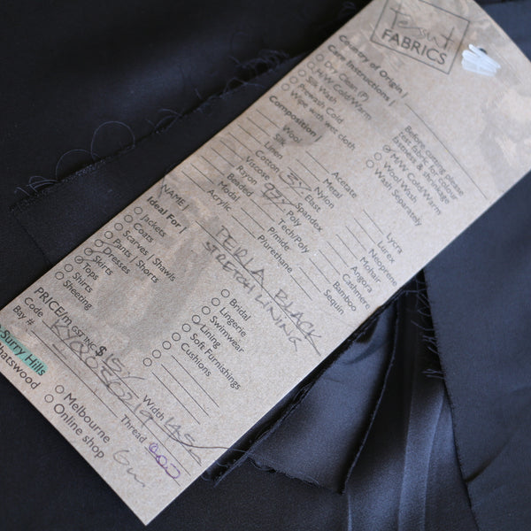 Perla Black Stretch Lining