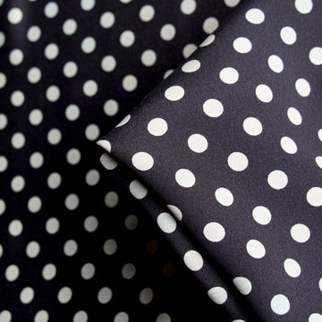 Bouncing On Carbone Silk Faille