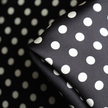 Bouncing On Nero Double Satin