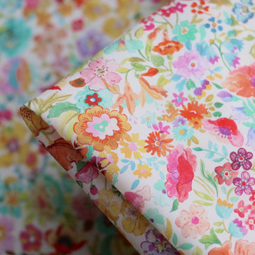 Classic Meadow White Liberty Tana Lawn™