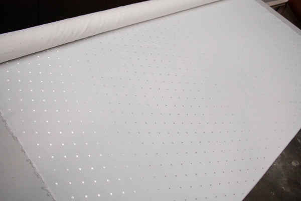 Silver (Ivory) Dot 'L' (150cm wide)