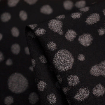 Unfocused Snowfall