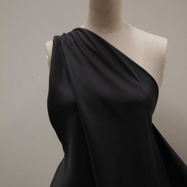 Black Rayon Lining (137cm wide)