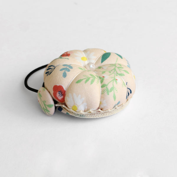 Wrist Pin Cushion - Soft Pink Floral