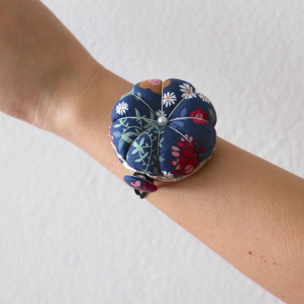 Wrist Pin Cushion - Blue Floral