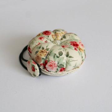 Wrist Pin Cushion - Cream Floral