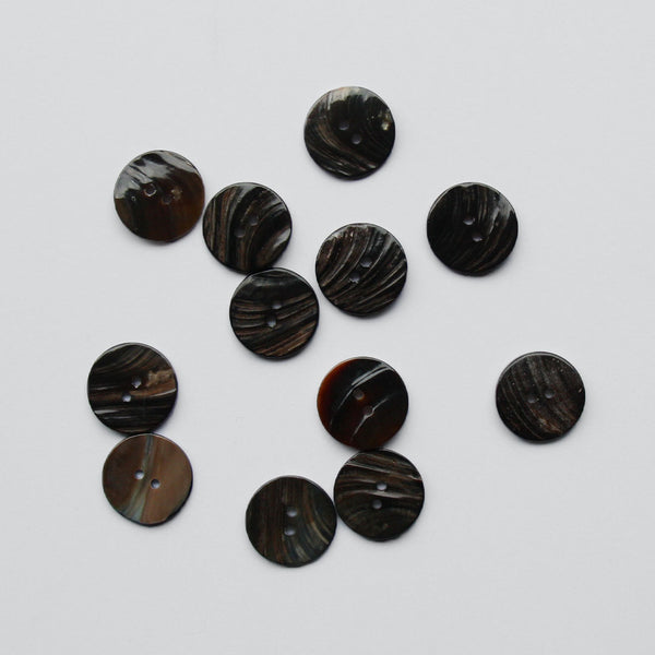 Mussel Shell Button