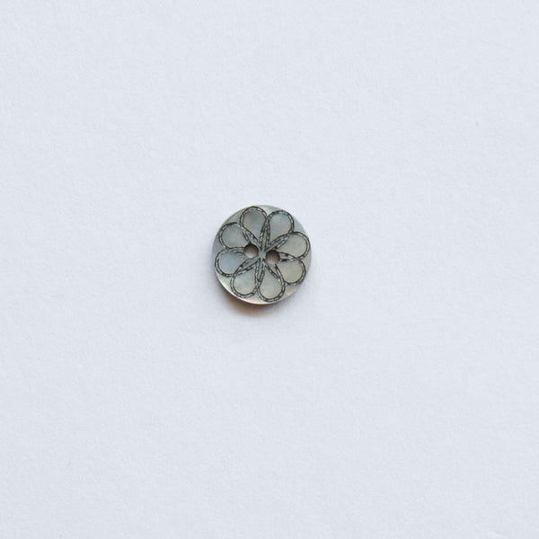 Shell/Laser-cut Flower - Smoke Grey - 13mm