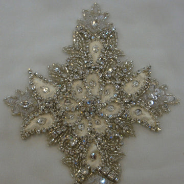 Diamante Sequinned Motif -24340