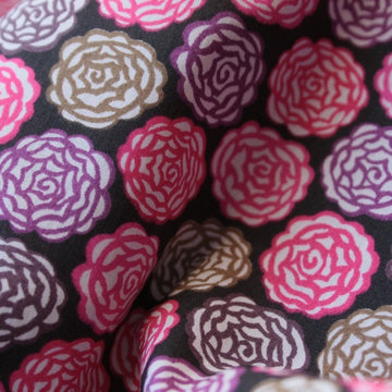 Red Stefan - Tana Lawn