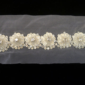 Offwhite/Silver Trim