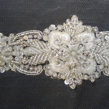 Antique White/Ivory Trim
