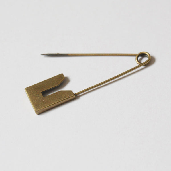 Modern Kilt Pin Antique Gold - 7.5cm (3")
